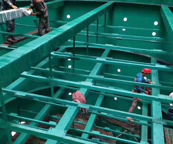 湿电除尘器钢结构防腐